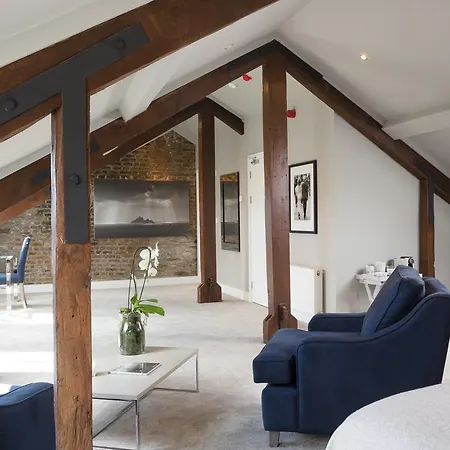 Pensión Giles Norman Gallery & Townhouse 4*