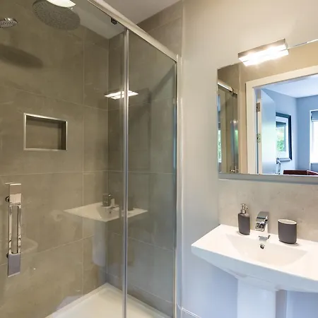 Giles Norman Gallery & Townhouse Kinsale