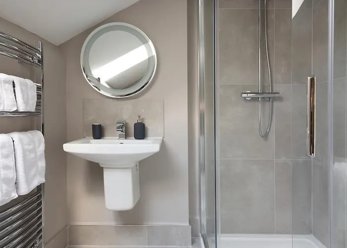 Giles Norman Gallery & Townhouse 4*