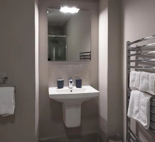 Giles Norman Gallery & Townhouse Maison d'hôtes 4*